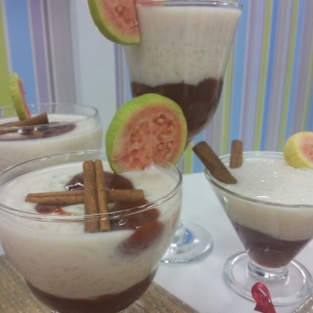 ARROZ DOCE COM GOIABADA